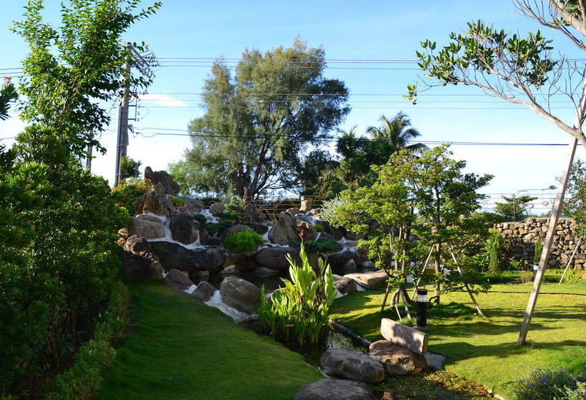 تختخواب و صبحانه Kenting Bonjour Resort