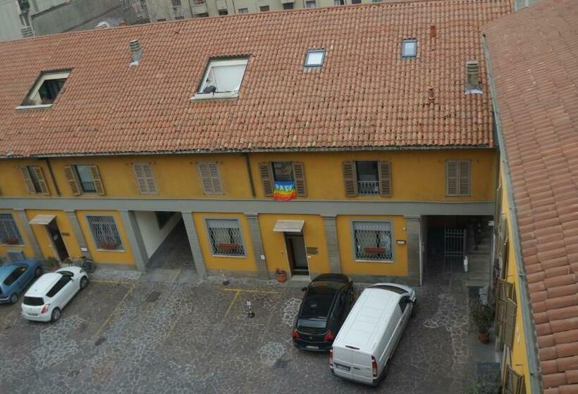 تختخواب و صبحانه Zaffiro Blu Airport