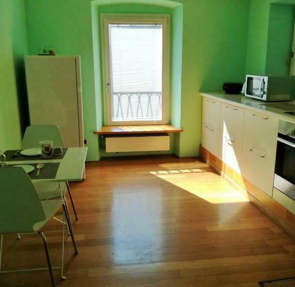 تختخواب و صبحانه Zaffiro Blu Airport