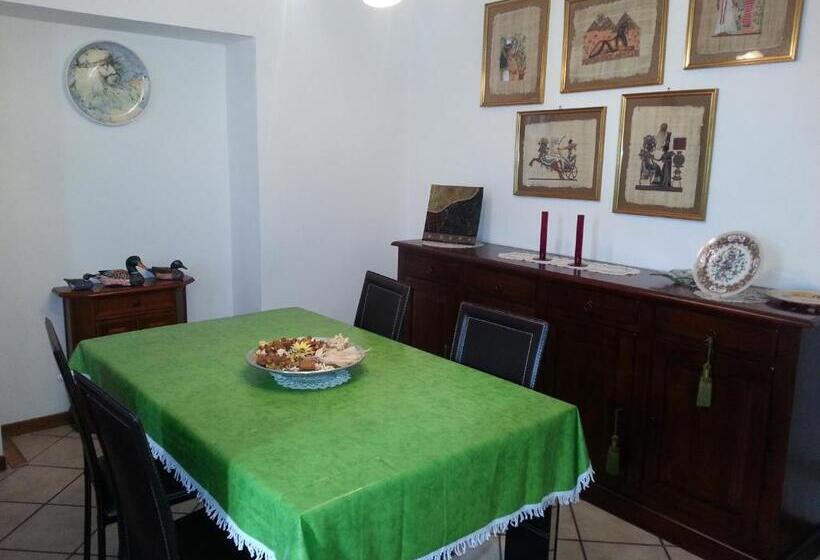 تختخواب و صبحانه Zaffiro Blu Airport