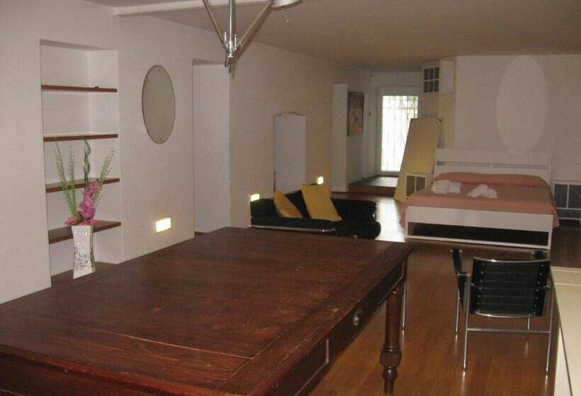 تختخواب و صبحانه Zaffiro Blu Airport