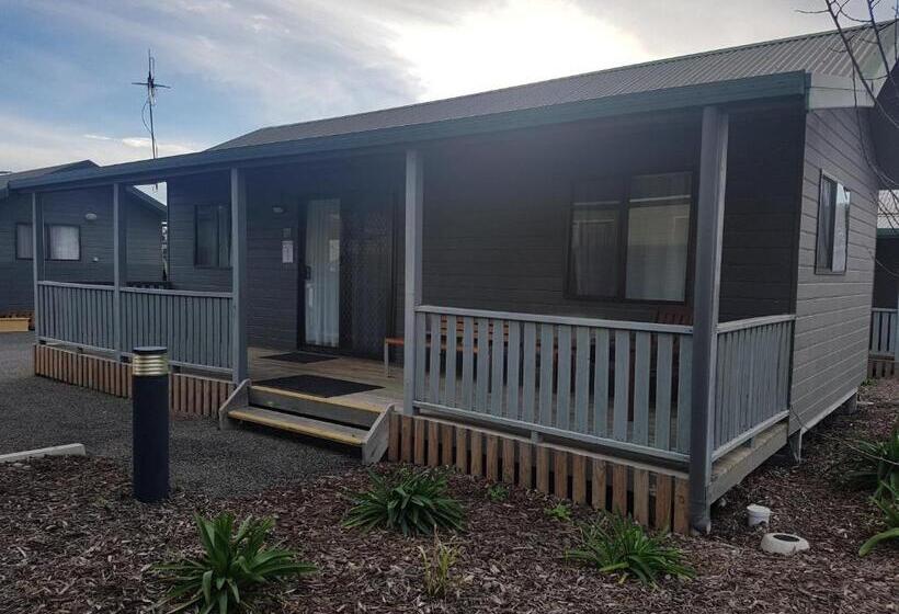 Canberra Carotel Motel