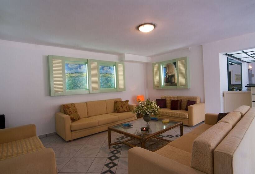 Cybele Suites & Apartments