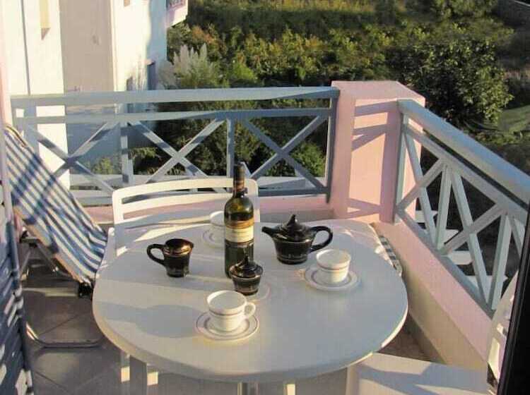 Cybele Suites & Apartments