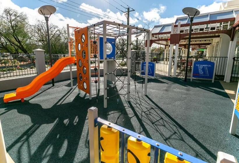 Esplanade Hotel Busselton