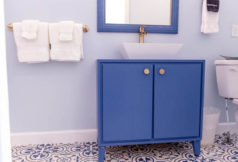 Хостел Frankfort & Restaurant