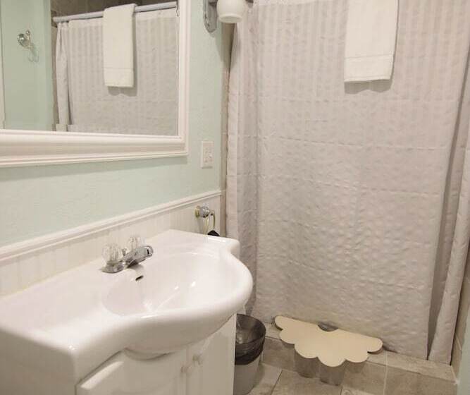 Хостел Frankfort & Restaurant