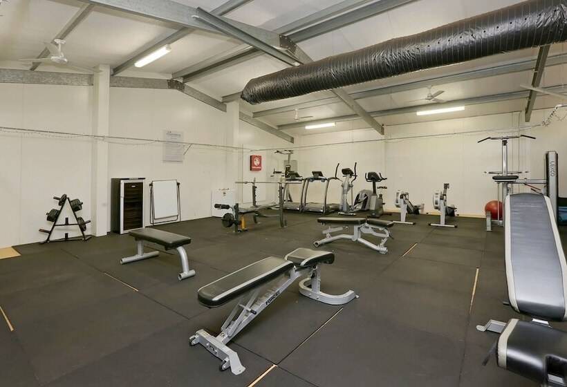 هتل Aaok Moondarra Accommodation Village