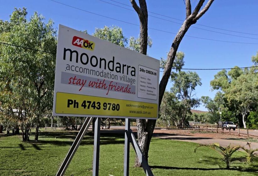 בית מלון כפרי Aaok Moondarra Accommodation Village