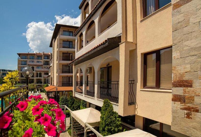 هتل Apartment Tourist Complex Rose Village