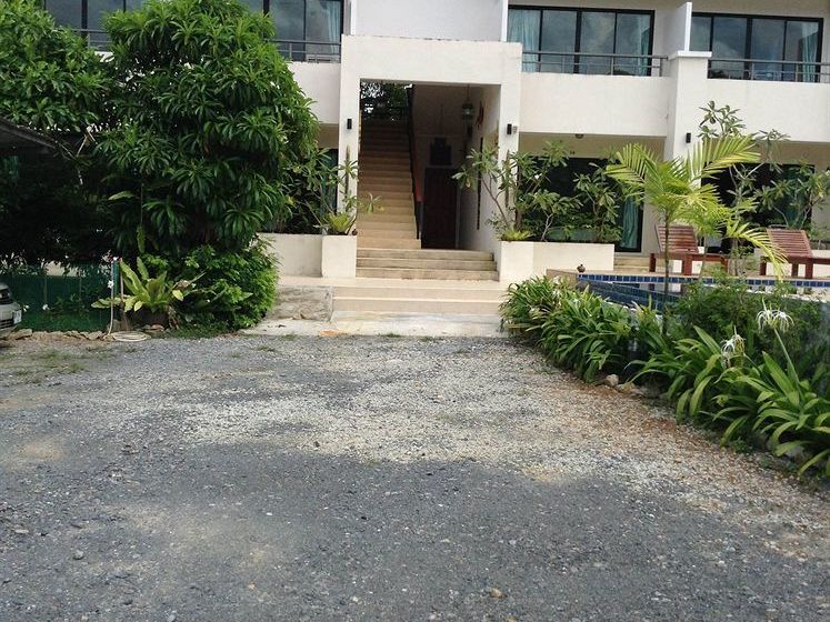 Отель Baan Leelawadee Apartment