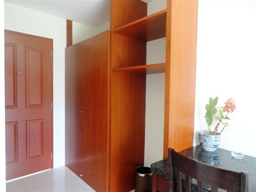 Отель Baan Leelawadee Apartment