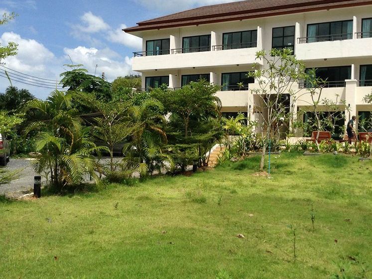 Отель Baan Leelawadee Apartment