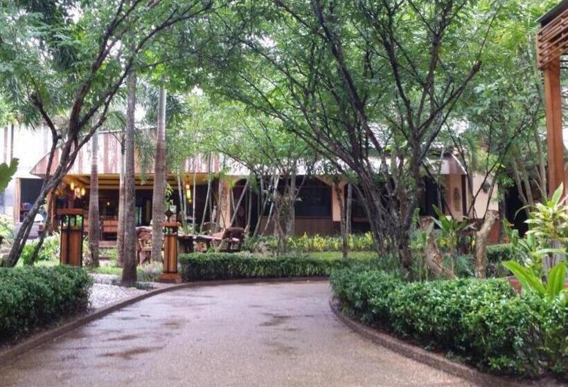 酒店 Baanplaidoi Resort