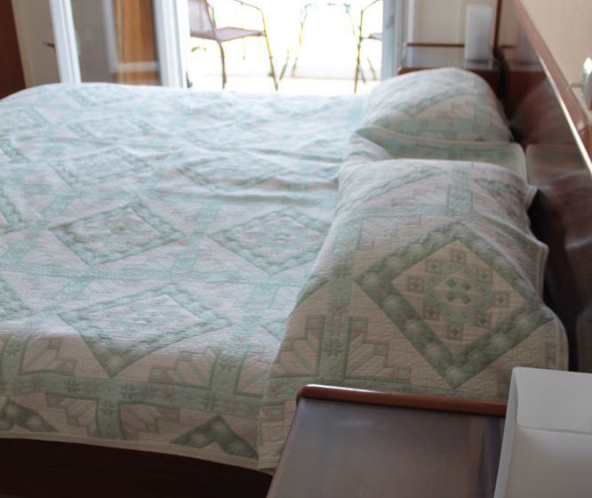 בית מלון כפרי Ballas Apartments