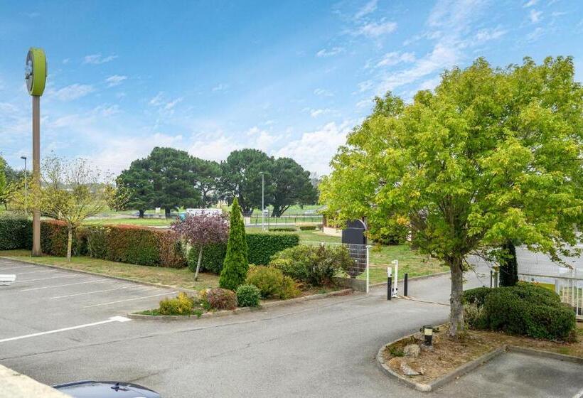 B&b Hotel Lorient Lanester