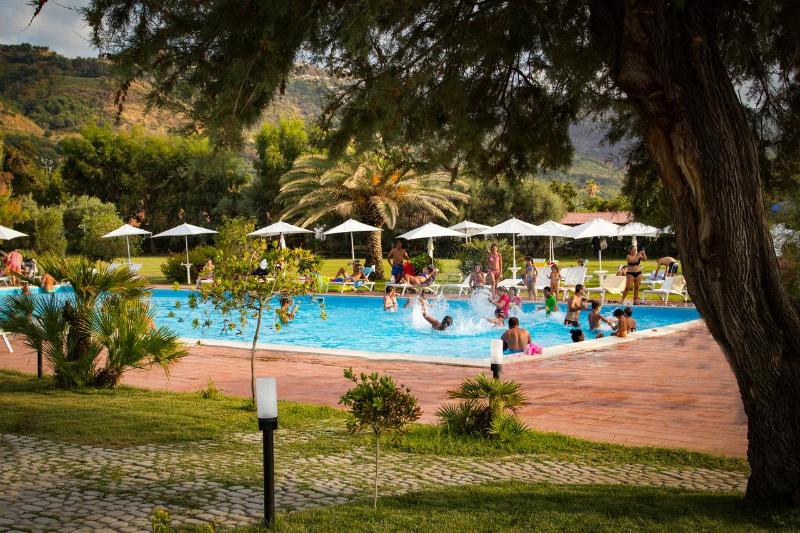 酒店 Bv Kalafiorita Resort