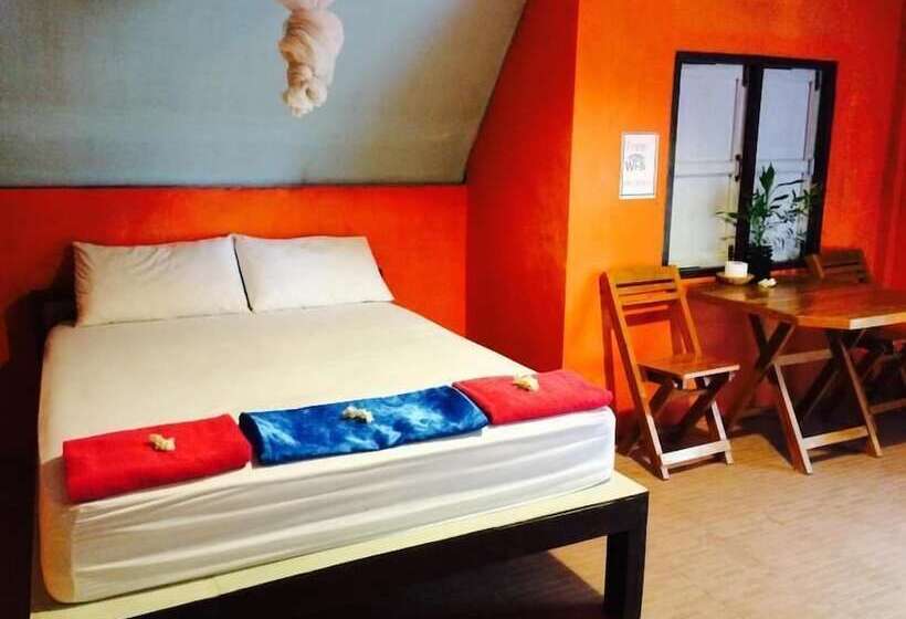 호텔 Cashewnut Tree Resort