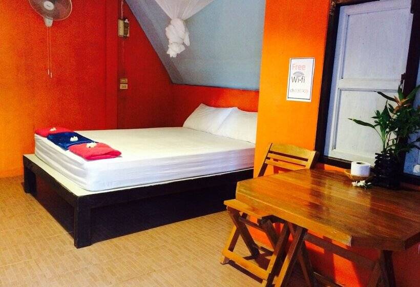 호텔 Cashewnut Tree Resort