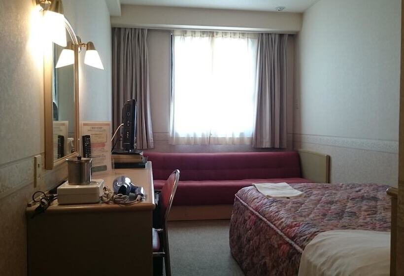 Отель Crown Hills Kanazawa