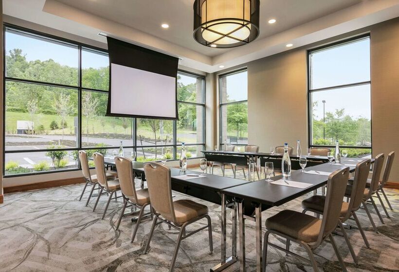 فندق Embassy Suites By Hilton Berkeley Heights