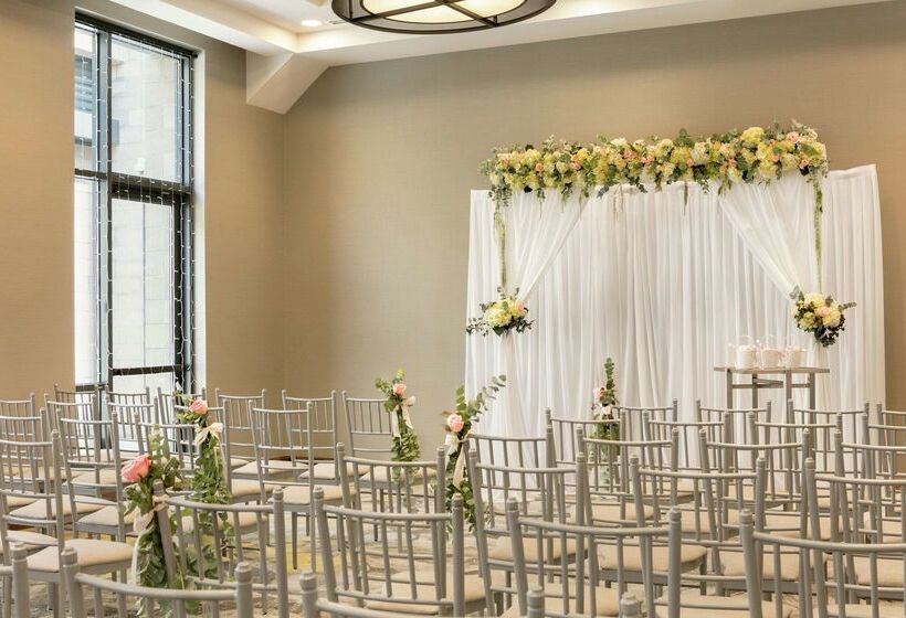 فندق Embassy Suites By Hilton Berkeley Heights