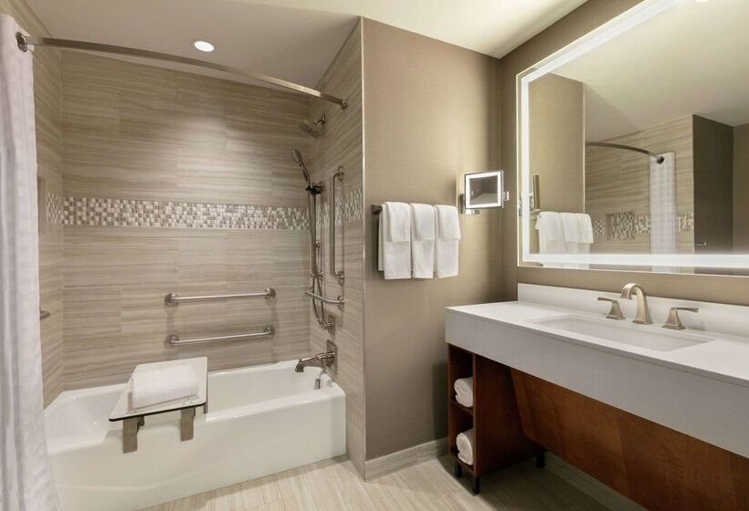 فندق Embassy Suites By Hilton Berkeley Heights