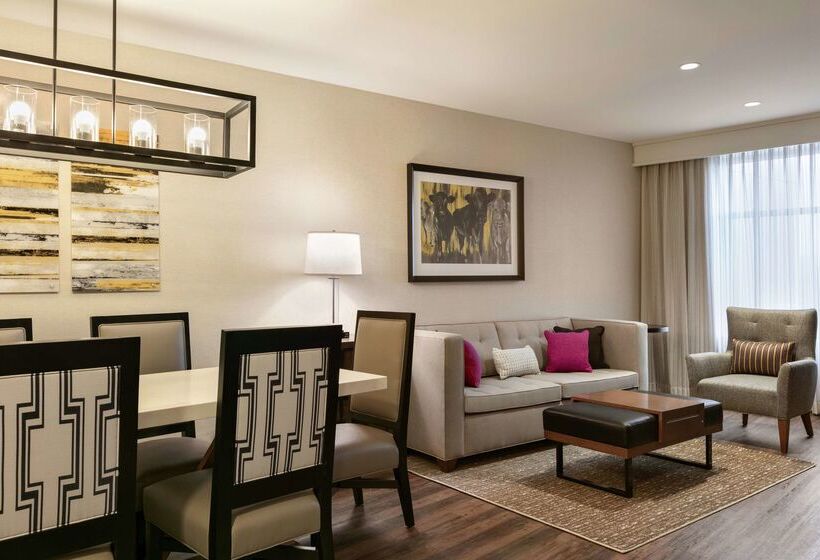 فندق Embassy Suites By Hilton Berkeley Heights