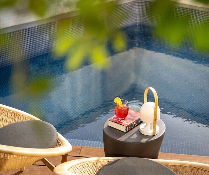 Отель Eurostars Barcelona Central