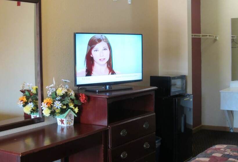 فندق First Western Inn   Fairmont City