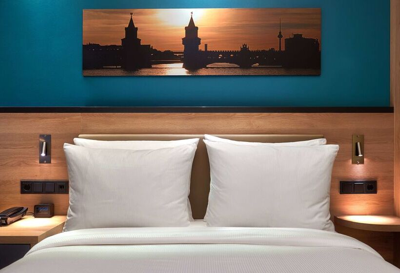 هتل Hampton By Hilton Berlin City Centre Alexanderplatz