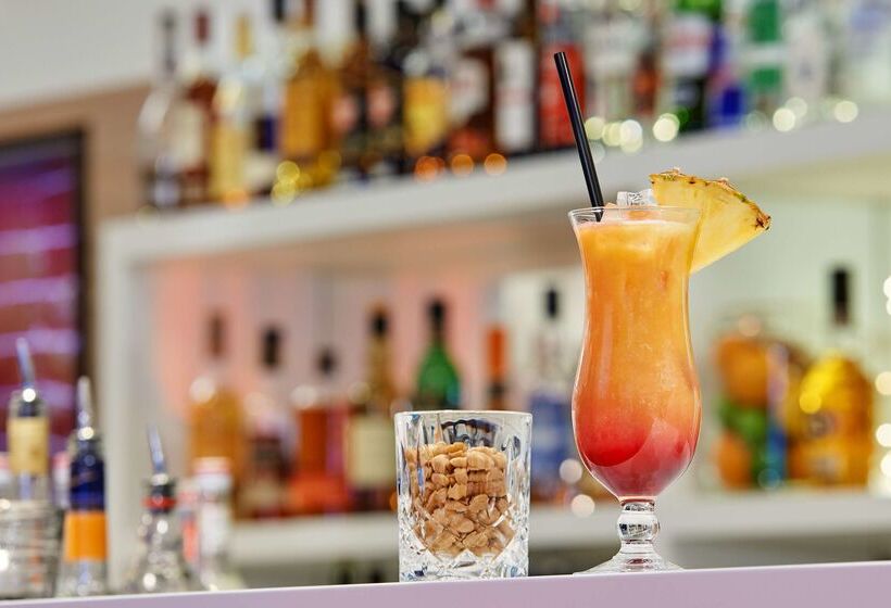 هتل Hampton By Hilton Berlin City Centre Alexanderplatz