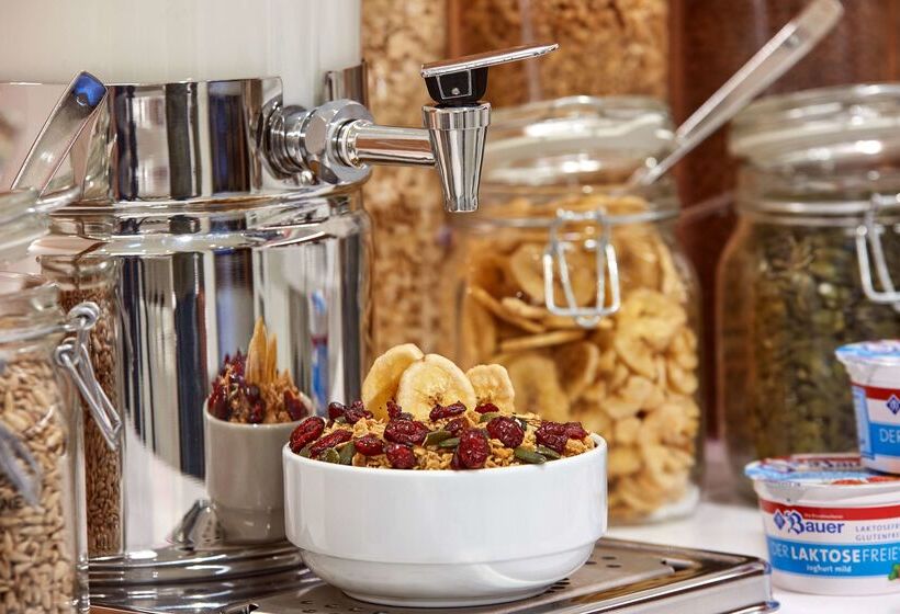 هتل Hampton By Hilton Berlin City Centre Alexanderplatz