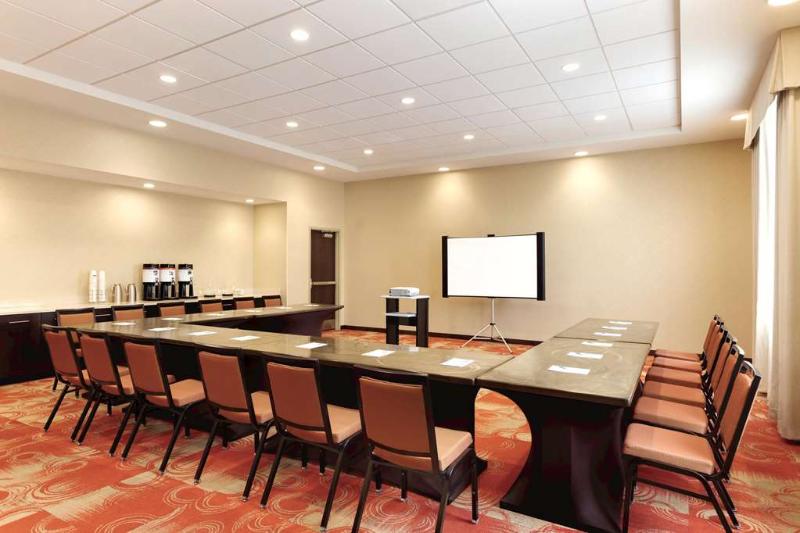 酒店 Hampton Inn St Albans
