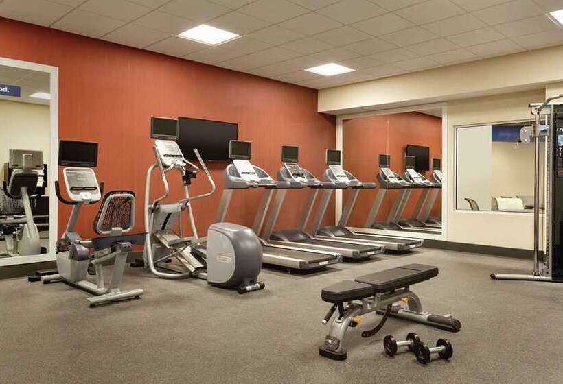 فندق Hampton Inn St Albans