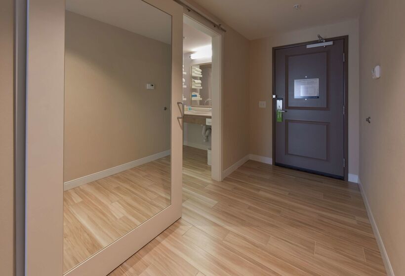 فندق Hampton Inn & Suites Seattle/redmond