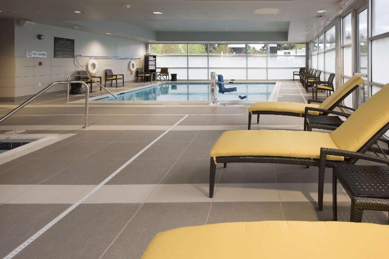 فندق Hampton Inn & Suites Seattle/redmond