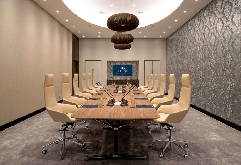 酒店 Hilton Saint Petersburg Expoforum