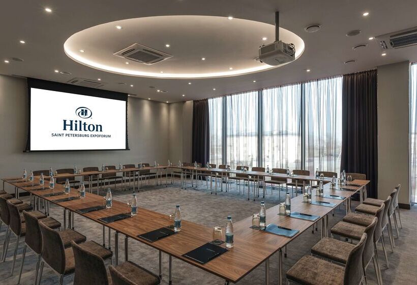 ホテル Hilton Saint Petersburg Expoforum