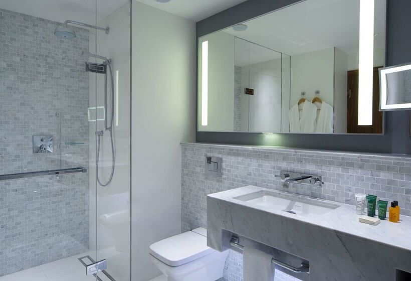 Отель Hilton Saint Petersburg Expoforum