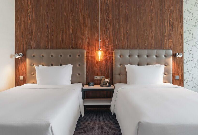 Отель Hilton Saint Petersburg Expoforum