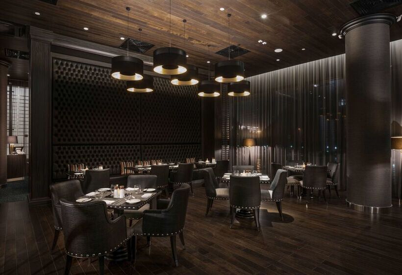 Отель Hilton Saint Petersburg Expoforum