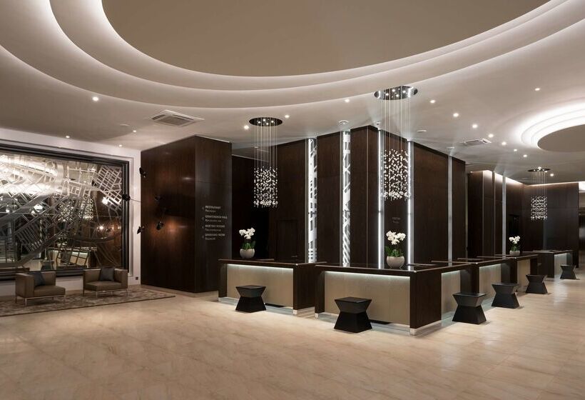 酒店 Hilton Saint Petersburg Expoforum