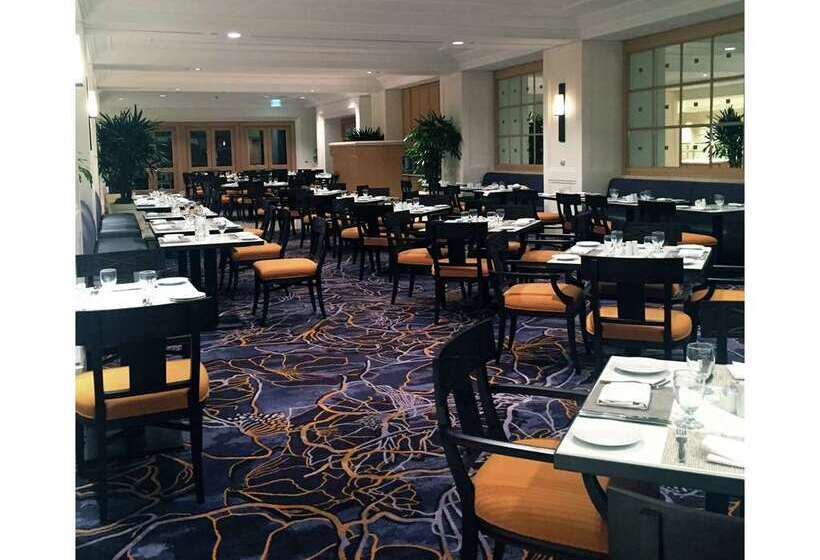 Отель Hilton Saint Petersburg Expoforum