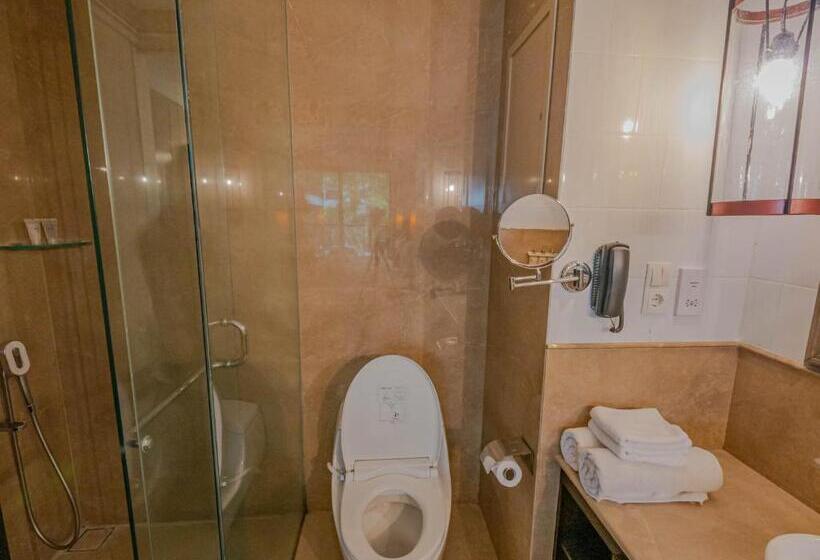 فندق Jambuluwuk Oceano Seminyak