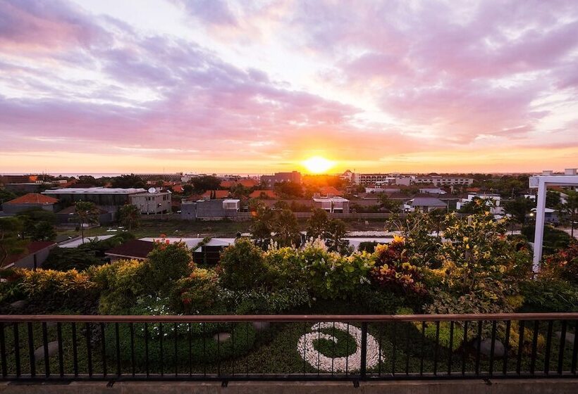 فندق Jambuluwuk Oceano Seminyak