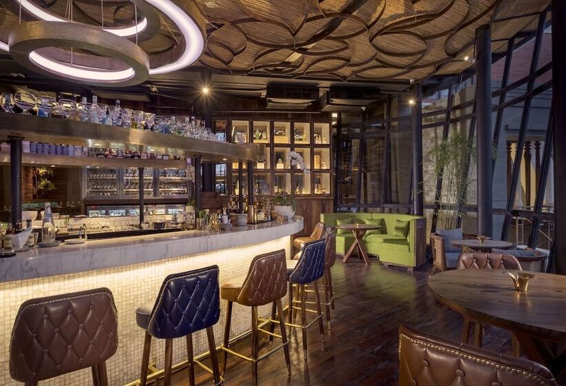 فندق Jambuluwuk Oceano Seminyak