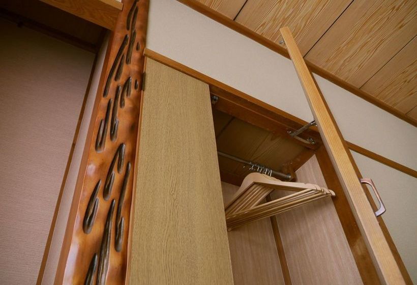 فندق Jhoppers Hida Takayama Guesthouse