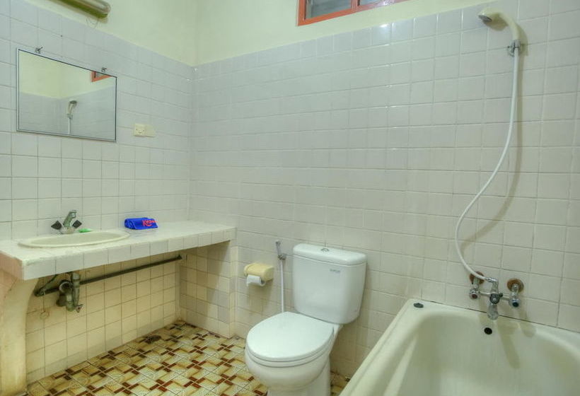 호텔 Kesumasari Beach