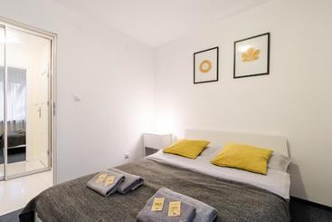 هتل Key Apartments